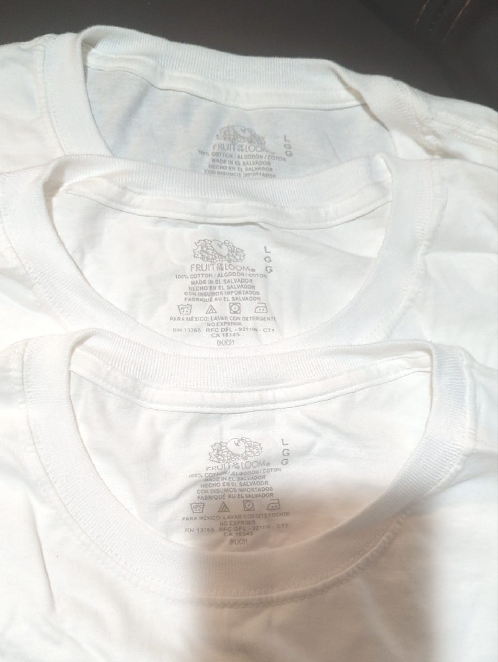 3 Like New Fruit Of The Loom Large 100% Cotton Classic White Crew Neck Tshirts - Picture 6 of 6
